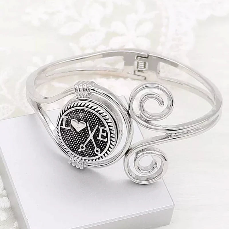 Twist & Curl Bracelet